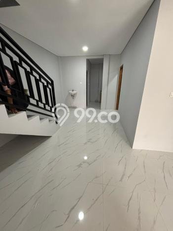 HUNIAN PILIHAN! Rumah area Mlati, Luas 84m2m² Bangunan 168m2m² HUNIAN PILIHAN! Rumah area Mlati, Luas 84m2m² Bangunan 168m2m²