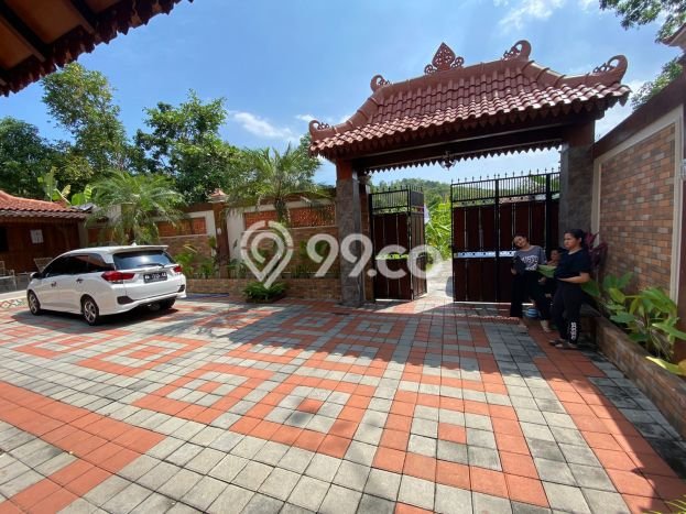 HARGA TERBAIK! Vila di Gamping, Dimensi 350m2m², Lokasi Eksklusif dengan privasi terjamin HARGA TERBAIK! Vila di Gamping, Dimensi 350m2m², Lokasi Eksklusif dengan privasi terjamin