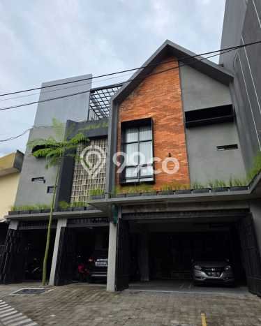 Dijual Kost Strategis di Depok, Sleman 11 KT, 11 KM, Luas Bangunan 400m2 Dijual Kost Strategis di Depok, Sleman 11 KT, 11 KM, Luas Bangunan 400m2