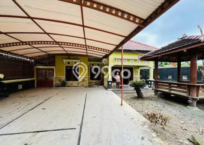Rumah di Ngemplak, 4 KM, Konsep Modern, LT 600m2m² Bangunan 500m2m² Rumah di Ngemplak, 4 KM, Konsep Modern, LT 600m2m² Bangunan 500m2m²
