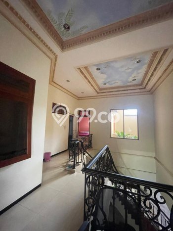 Rumah Mewah Siap Huni LT 180m2 di Rungkut, Surabaya Rumah Mewah Siap Huni LT 180m2 di Rungkut, Surabaya