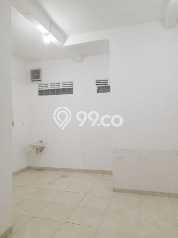Jual Rumah Strategis Bagus Punya 2 KT di Rungkut Surabaya SHM Jual Rumah Strategis Bagus Punya 2 KT di Rungkut Surabaya SHM