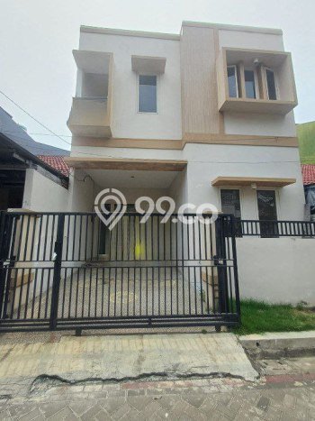Jual Rumah Modern 3 KT di Pakuwon City, Surabaya Jual Rumah Modern 3 KT di Pakuwon City, Surabaya