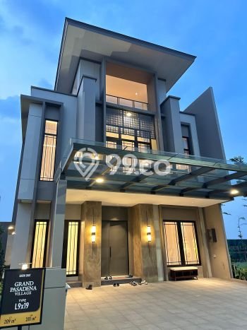 For Sale Rumah Mewah Exclusive di Kelapa Dua, Tangerang For Sale Rumah Mewah Exclusive di Kelapa Dua, Tangerang
