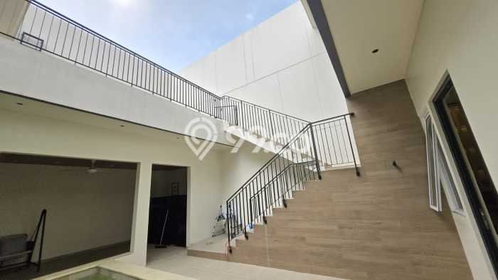 Rumah Elit Modern Siap Huni di Alam Sutera Tangerang Rumah Elit Modern Siap Huni di Alam Sutera Tangerang