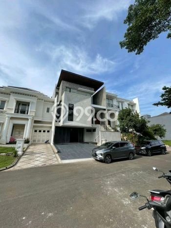 Jual Rumah Mewah Megah Dengan View Eksklusif di Gading Serpong, Tangerang Jual Rumah Mewah Megah Dengan View Eksklusif di Gading Serpong, Tangerang