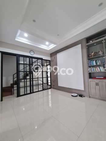 Jual Rumah Luas Megah Dengan View Eksklusif di Gading Serpong, Tangerang Jual Rumah Luas Megah Dengan View Eksklusif di Gading Serpong, Tangerang