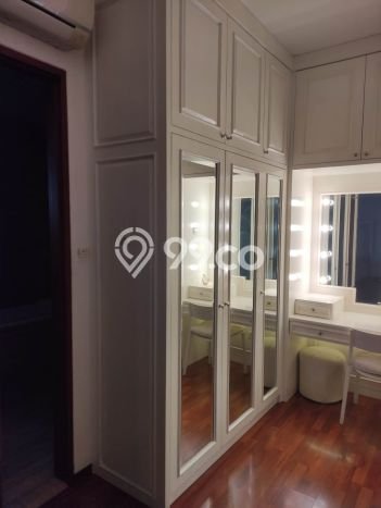 Dijual Rumah Mewah Elegan Dengan View Cantik di Lebak Bulus, Jakarta Selatan Dijual Rumah Mewah Elegan Dengan View Cantik di Lebak Bulus, Jakarta Selatan