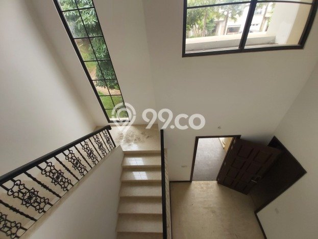 For Sale! Luxury House LT 300m2 Desain Modern di BSD For Sale! Luxury House LT 300m2 Desain Modern di BSD