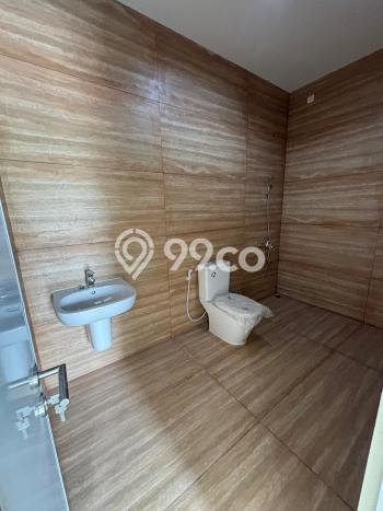 Rumah di Gading Serpong, Tangerang, LT 215m² Bangunan 200m² Rumah di Gading Serpong, Tangerang, LT 215m² Bangunan 200m²