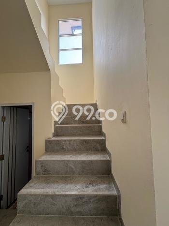 Rumah di Gading Serpong, Tangerang, LT 215m² Bangunan 200m² Rumah di Gading Serpong, Tangerang, LT 215m² Bangunan 200m²
