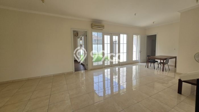 For Sale! Premium House LT 300m2 Desain Elegan di Alam Sutera For Sale! Premium House LT 300m2 Desain Elegan di Alam Sutera