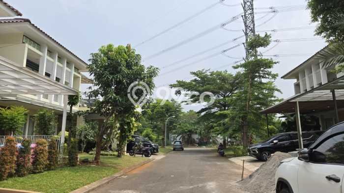 Rumah Elit Modern Siap Huni di Alam Sutera Tangerang Rumah Elit Modern Siap Huni di Alam Sutera Tangerang