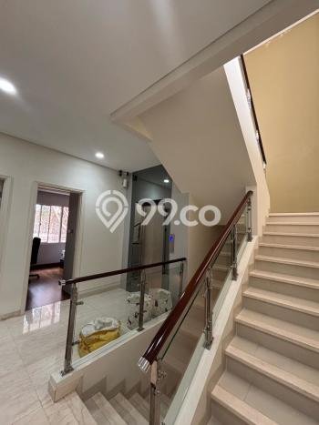 BEST PRICE! Rumah Premium di Gading Serpong, Luas 144m² Bangunan 334m² BEST PRICE! Rumah Premium di Gading Serpong, Luas 144m² Bangunan 334m²