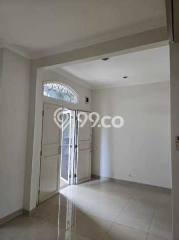 Rumah Luxury Modern Tanpa Renovasi di Gading Serpong Tangerang Rumah Luxury Modern Tanpa Renovasi di Gading Serpong Tangerang