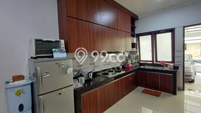 For Sale! Premium House LT 240m2 Desain Elegan di Alam Sutera For Sale! Premium House LT 240m2 Desain Elegan di Alam Sutera