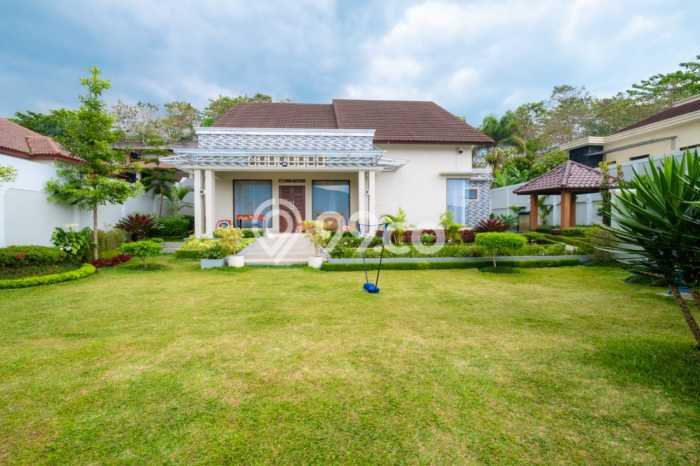 Vila Strategis di Cisarua, Luas 850m2m², Dekat ke Cisarua, Bogor, Bogor Vila Strategis di Cisarua, Luas 850m2m², Dekat ke Cisarua, Bogor, Bogor