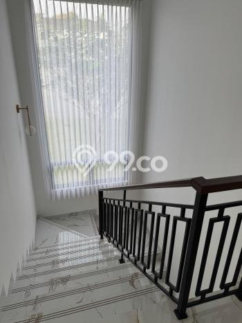 Hot Offer Hunian Mewah Ideal dan Luas di BSD, Tangerang Selatan Hot Offer Hunian Mewah Ideal dan Luas di BSD, Tangerang Selatan