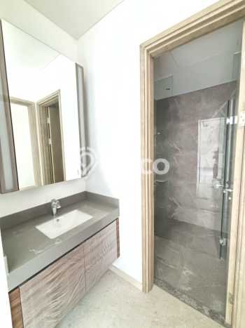 Rumah Eksklusif Siap Huni LT 276m2 di BSD, Tangerang Selatan Rumah Eksklusif Siap Huni LT 276m2 di BSD, Tangerang Selatan