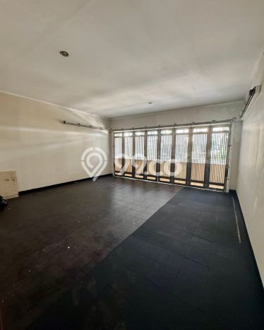 Hunian Mewah Dijual LT 450m2 di BSD, Tangerang Selatan Hunian Mewah Dijual LT 450m2 di BSD, Tangerang Selatan