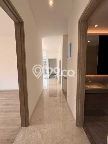 Rumah Eksklusif Siap Huni LT 276m2 di BSD, Tangerang Selatan Rumah Eksklusif Siap Huni LT 276m2 di BSD, Tangerang Selatan