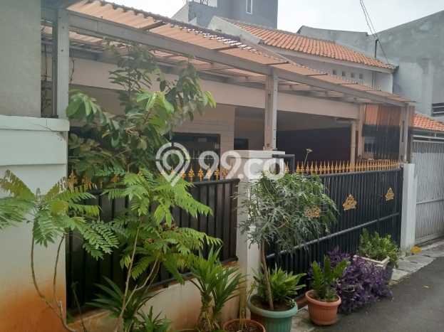 Rumah Modern Minimalis 3 KT Bisa Langsung Pindah di Tebet Rumah Modern Minimalis 3 KT Bisa Langsung Pindah di Tebet