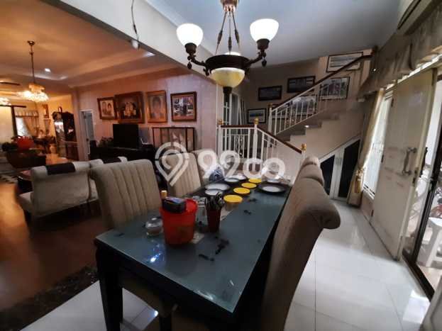 Dijual Rumah Mewah Megah Dengan View Cantik di Condet, Jakarta Timur Dijual Rumah Mewah Megah Dengan View Cantik di Condet, Jakarta Timur