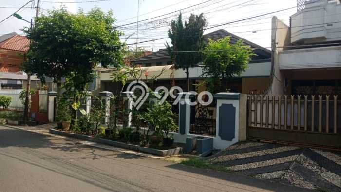 For Sale! Premium House LT 260m2 Desain Modern di Cipinang For Sale! Premium House LT 260m2 Desain Modern di Cipinang