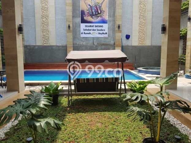 Disewakan! Rumah 8 Kamar Tidur &
8 Kamar Mandi di Pekayon, Bekasi Disewakan! Rumah 8 Kamar Tidur &
8 Kamar Mandi di Pekayon, Bekasi