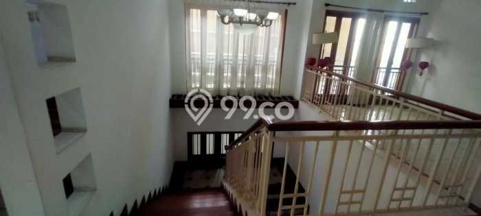 Jual Rumah Luas Elegan Dengan View Cantik di Ciganjur, Jakarta Selatan Jual Rumah Luas Elegan Dengan View Cantik di Ciganjur, Jakarta Selatan