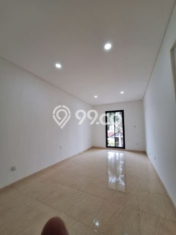 Rumah Eksklusif Siap Huni di Tangerang Fasilitas Lengkap Rumah Eksklusif Siap Huni di Tangerang Fasilitas Lengkap
