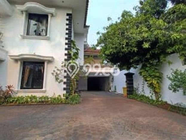 Hunian Luxury Siap Huni di Jakarta Selatan Fasilitas Premium Hunian Luxury Siap Huni di Jakarta Selatan Fasilitas Premium