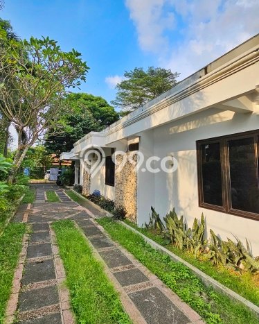 Hot Offer Hunian Mewah Ideal dan Luas di Kebayoran Lama, Jakarta Selatan Hot Offer Hunian Mewah Ideal dan Luas di Kebayoran Lama, Jakarta Selatan