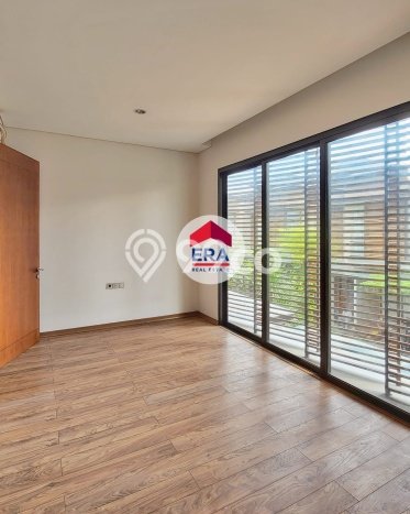 Rumah Baru Dalam Cluster Dekat Pondok Indah, Jakarta Selatan Rumah Baru Dalam Cluster Dekat Pondok Indah, Jakarta Selatan