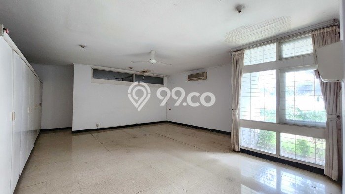 Jual Rumah Mewah Megah Dengan View Cantik di Kemang, Jakarta Selatan Jual Rumah Mewah Megah Dengan View Cantik di Kemang, Jakarta Selatan
