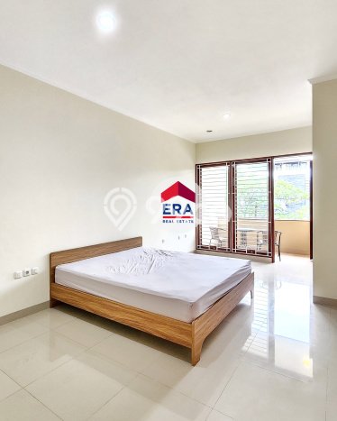 For Sale! Luxury House LT 120m2 Desain Modern di Pondok Indah For Sale! Luxury House LT 120m2 Desain Modern di Pondok Indah