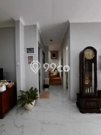 Rumah Mewah LB 250m2 Siap Pakai Desain Elegan di BSD, Tangerang Rumah Mewah LB 250m2 Siap Pakai Desain Elegan di BSD, Tangerang