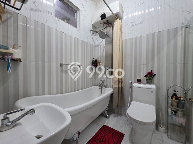 Dijual Hunian Mewah dengan Fasilitas Sekitar Lengkap di BSD, Tangerang Selatan Dijual Hunian Mewah dengan Fasilitas Sekitar Lengkap di BSD, Tangerang Selatan