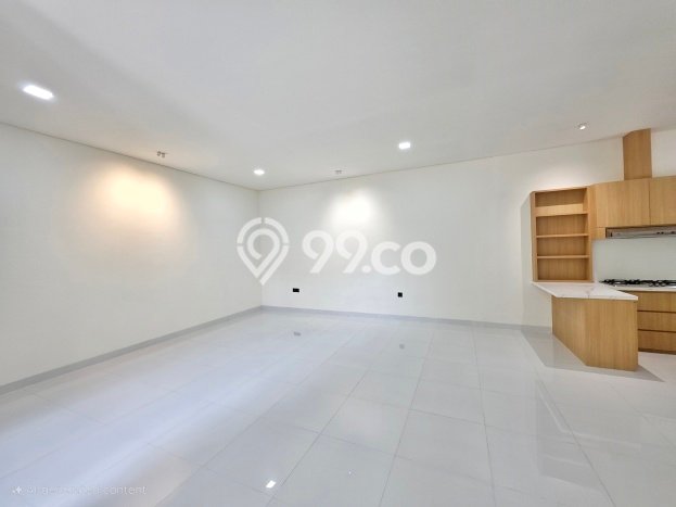 Ready to Use! Luxury House LT 175m2 Desain Modern di BSD Eminent Ready to Use! Luxury House LT 175m2 Desain Modern di BSD Eminent