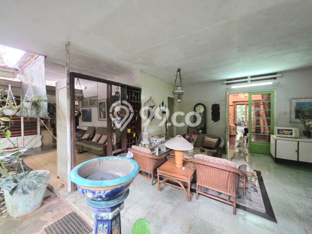 Dijual Rumah Premium dengan Fasilitas Sekitar Lengkap di Menteng, Jakarta Pusat Dijual Rumah Premium dengan Fasilitas Sekitar Lengkap di Menteng, Jakarta Pusat