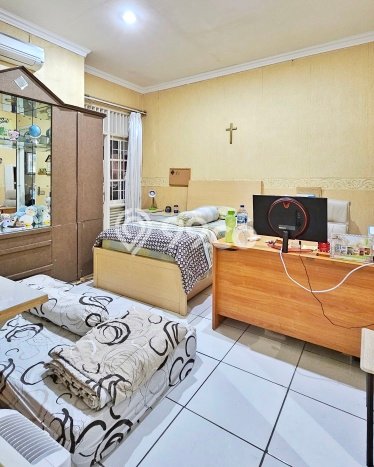 For Sale! Premium House LT 385m2 Desain Elegan di Cipete For Sale! Premium House LT 385m2 Desain Elegan di Cipete