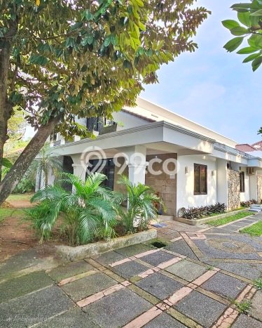 Hot Offer Hunian Mewah Ideal dan Luas di Kebayoran Lama, Jakarta Selatan Hot Offer Hunian Mewah Ideal dan Luas di Kebayoran Lama, Jakarta Selatan