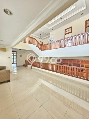 Hunian Mewah LB 400m2 Siap Pakai Desain Elegan di Pondok Indah, Jakarta Selatan Hunian Mewah LB 400m2 Siap Pakai Desain Elegan di Pondok Indah, Jakarta Selatan