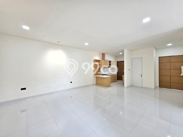 Ready to Use! Luxury House LT 175m2 Desain Modern di BSD Eminent Ready to Use! Luxury House LT 175m2 Desain Modern di BSD Eminent