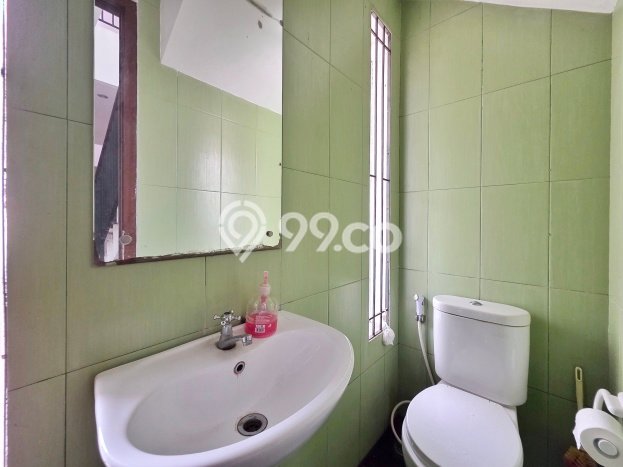 Hunian Elit LB 200m2 Siap Pakai Desain Elegan di BSD Griya Loka, Tangerang Hunian Elit LB 200m2 Siap Pakai Desain Elegan di BSD Griya Loka, Tangerang
