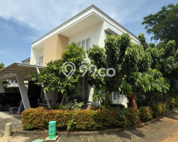 Hunian Mewah Siap Huni LT 211m2 di Serpong, Tangerang Selatan Hunian Mewah Siap Huni LT 211m2 di Serpong, Tangerang Selatan