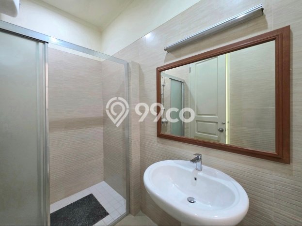Hunian Modern Dikontrakkan 4 Kamar di Menteng Bisa Nego Hunian Modern Dikontrakkan 4 Kamar di Menteng Bisa Nego
