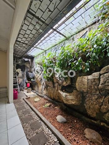 Ready to Use! Luxury House LT 200m2 Desain Elegan di Pondok Indah Ready to Use! Luxury House LT 200m2 Desain Elegan di Pondok Indah