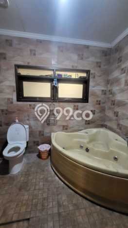 Rumah Eksklusif Dijual LT 380m2 di BSD, Tangerang Selatan Rumah Eksklusif Dijual LT 380m2 di BSD, Tangerang Selatan