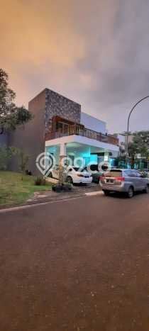Rumah Mewah LB 250m2 Siap Pakai Desain Elegan di BSD, Tangerang Rumah Mewah LB 250m2 Siap Pakai Desain Elegan di BSD, Tangerang
